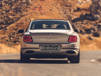 Bentley Flying Spur, 2024