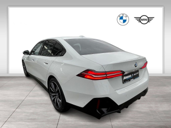 BMW 520i