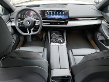 BMW 520i