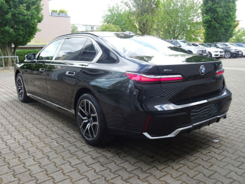 BMW 740d