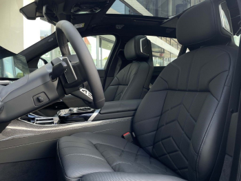 BMW 740d xDrive M-Sport