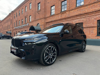 BMW X7 40d Black