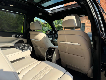 BMW X7 40d Black