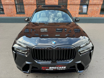 BMW X7 40d Black