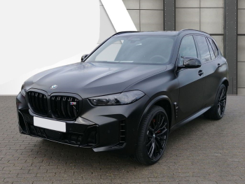 BMW X5 M60i