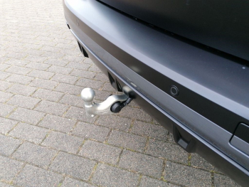 BMW X5 M60i