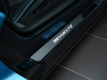 Lamborghini Revuelto MY25/MATT/V12/CARBON