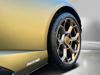Lamborghini Huracan Tecnica MY25 Carbon Lift Sensonum