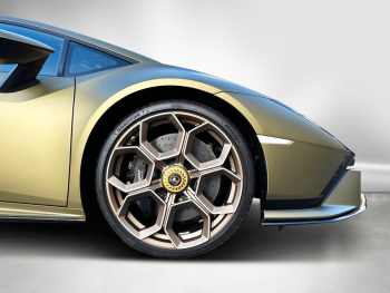 Lamborghini Huracan Tecnica MY25 Carbon Lift Sensonum