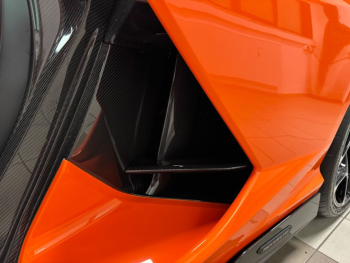 Lamborghini Revuelto AdPersonam