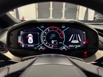 Lamborghini Revuelto AdPersonam