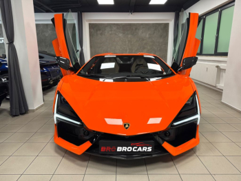 Lamborghini Revuelto AdPersonam