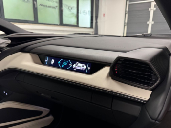 Lamborghini Revuelto AdPersonam