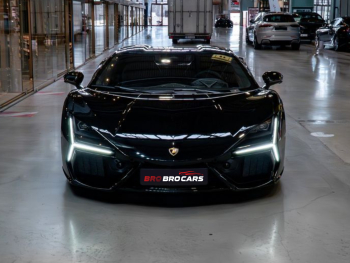 Lamborghini Revuelto