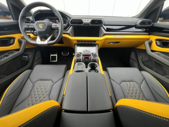 Lamborghini Urus 4.0 V8 SE PANO*B&O Sound