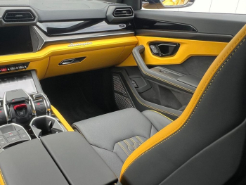 Lamborghini Urus 4.0 V8 SE PANO*B&O Sound