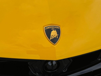 Lamborghini Urus 4.0 V8 SE PANO*B&O Sound