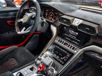 Lamborghini Urus Performante