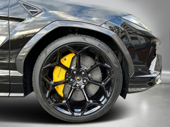 Lamborghini Urus Performante Carbon