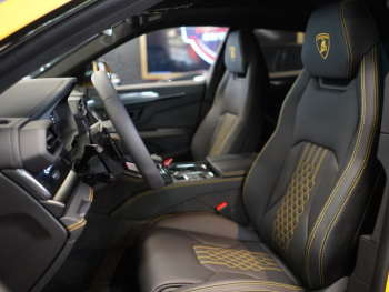 Lamborghini Urus SE STOCK CARBON Pano 360 PD25