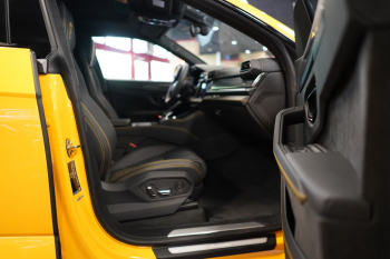 Lamborghini Urus SE STOCK CARBON Pano 360 PD25