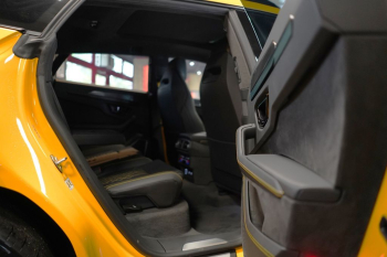 Lamborghini Urus SE STOCK CARBON Pano 360 PD25