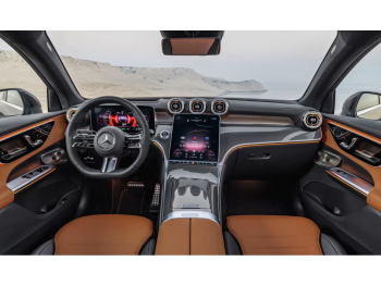 Mercedes-Benz GLC 200 AMG Coupe 4MATIC Premium Plus, салон 