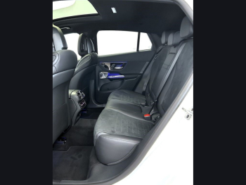 Mercedes-Benz GLC 200 AMG Coupe 4MATIC Premium Plus, white