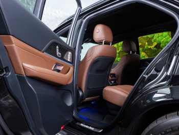 Mercedes-Benz GLE 300 d 4MATIC black