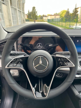 Mercedes-Benz GLE 300 d 4MATIC black