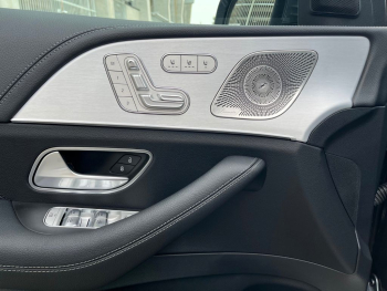 Mercedes-Benz GLE 300 d 4MATIC black