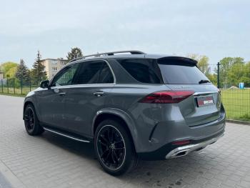 Mercedes-Benz GLE 300 d 4MATIC black