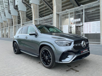 Mercedes-Benz GLE 300 d 4MATIC black