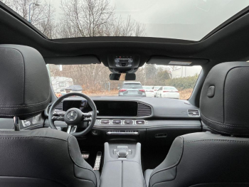 Mercedes-Benz GLE 300 d 4MATIC white