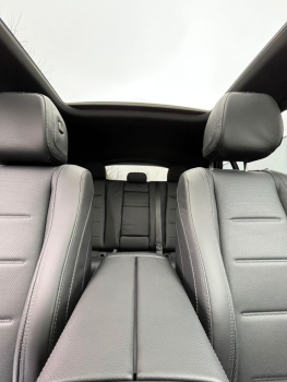 Mercedes-Benz GLE 300 d 4MATIC white