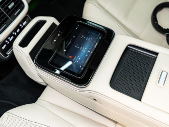Mercedes-Benz GLS 450d green
