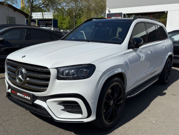 Mercedes-Benz GLS 450d white
