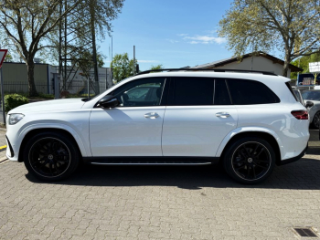 Mercedes-Benz GLS 450d white