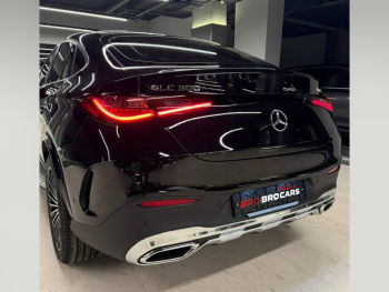 Mercedes-Benz GLC300 Coupe 4MATIC 2025