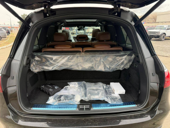 Mercedes-Benz GLS 450d black brown salon 2025